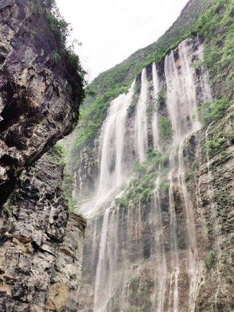 【建设平安永春】我县集中销毁一批烟花爆竹